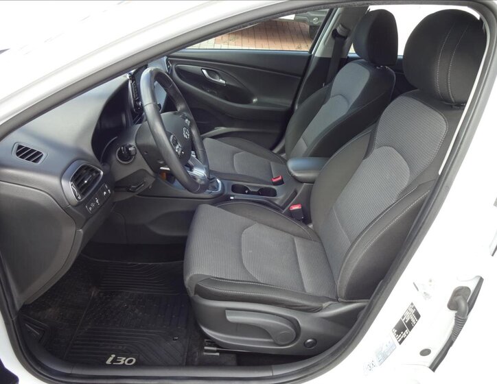 Hyundai i30 Kombi 1,6 l 85 kw