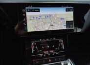 Audi e-tron SUV / Terénní 0,0 300 kw