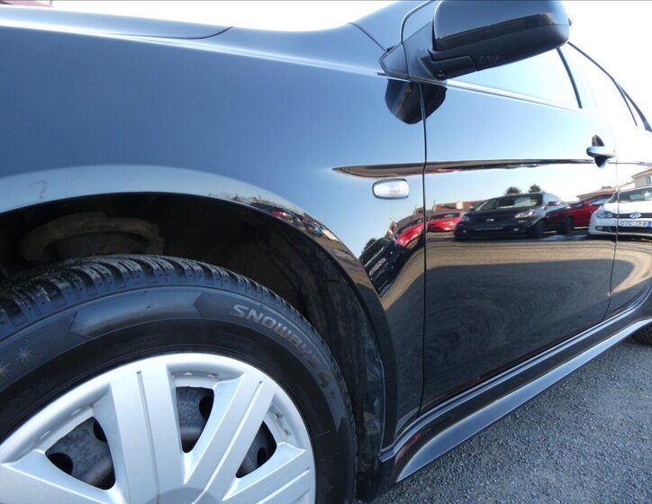 Mitsubishi Lancer Hatchback 1,8 l 105 kw