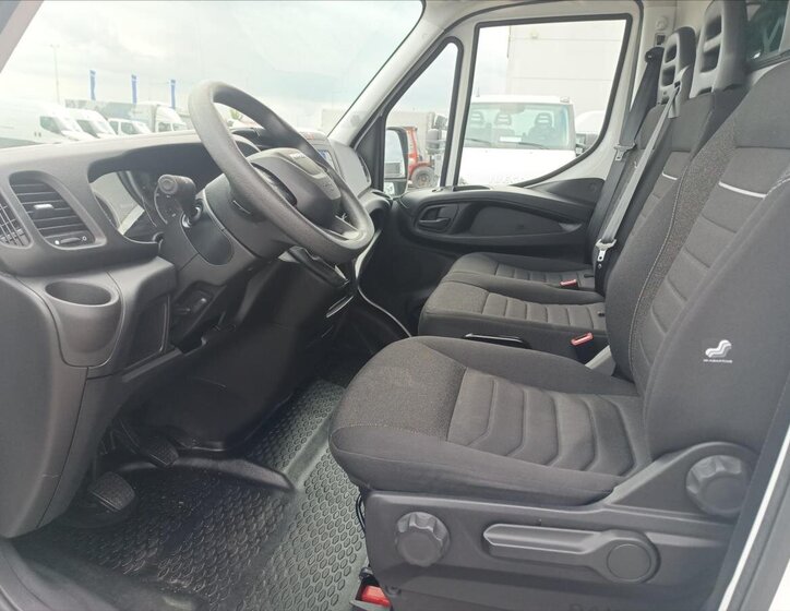 Iveco Daily 9