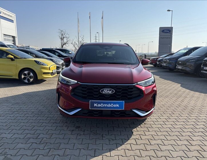 Ford Kuga SUV / Terénní 1,5 l 110 kw