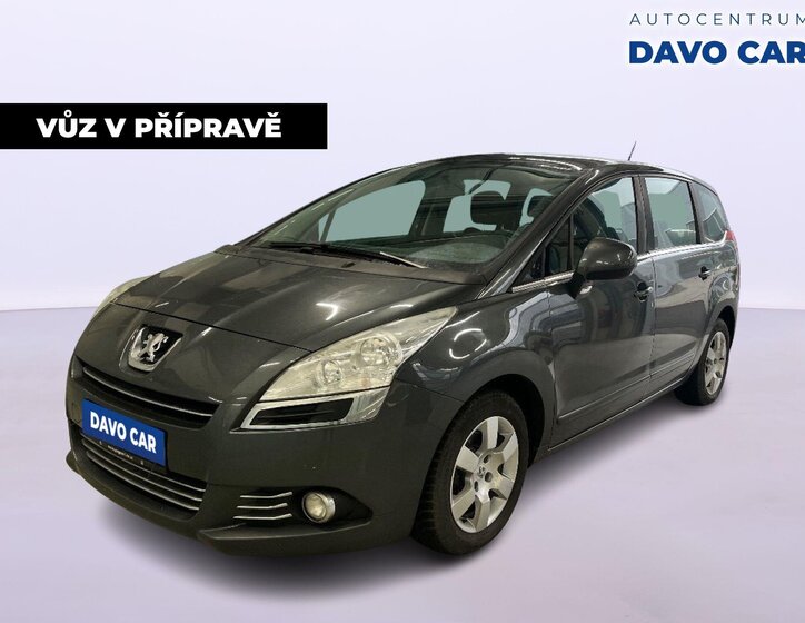 Peugeot 5008 1
