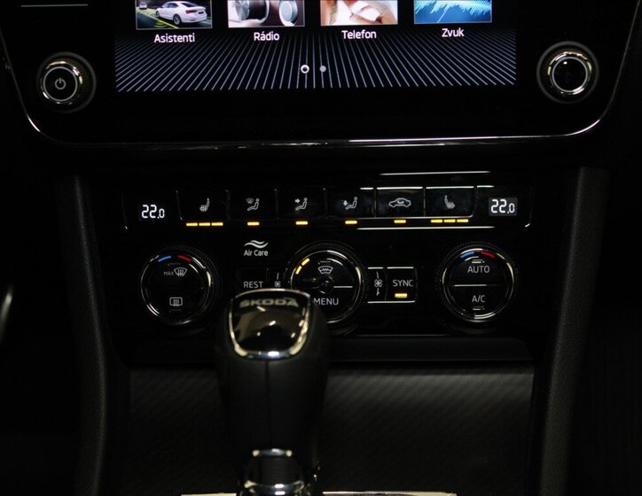 Škoda Superb Kombi 2,0 l 147 kw