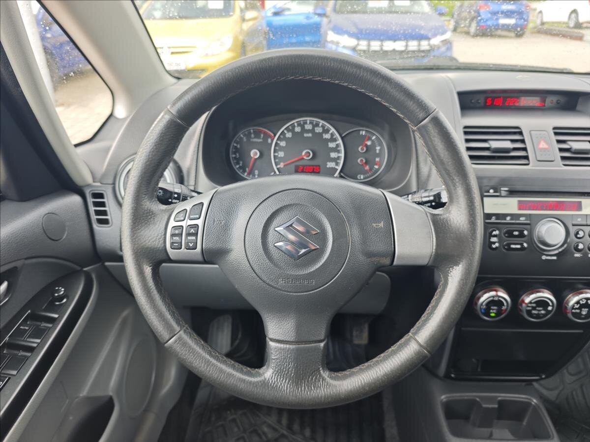 Suzuki SX4 Hatchback 1,5 l 73 kw