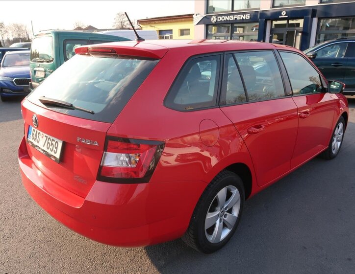 Škoda Fabia Kombi 1,4 l 66 kw