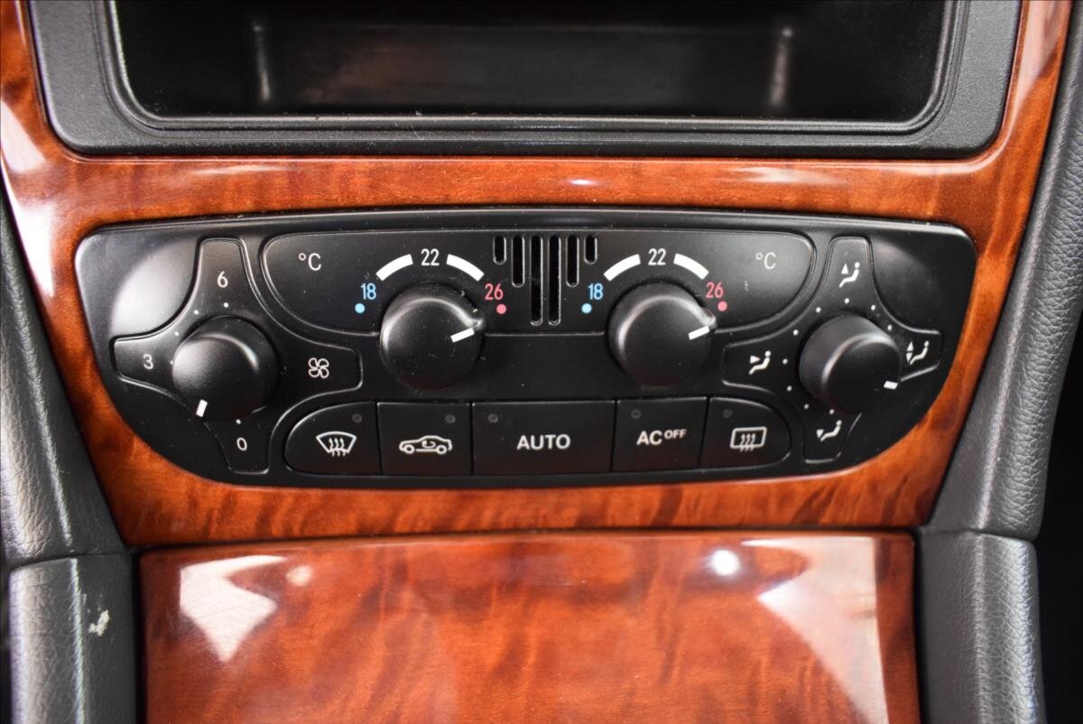 Mercedes-Benz Třídy C Kombi 1,8 l 105 kw