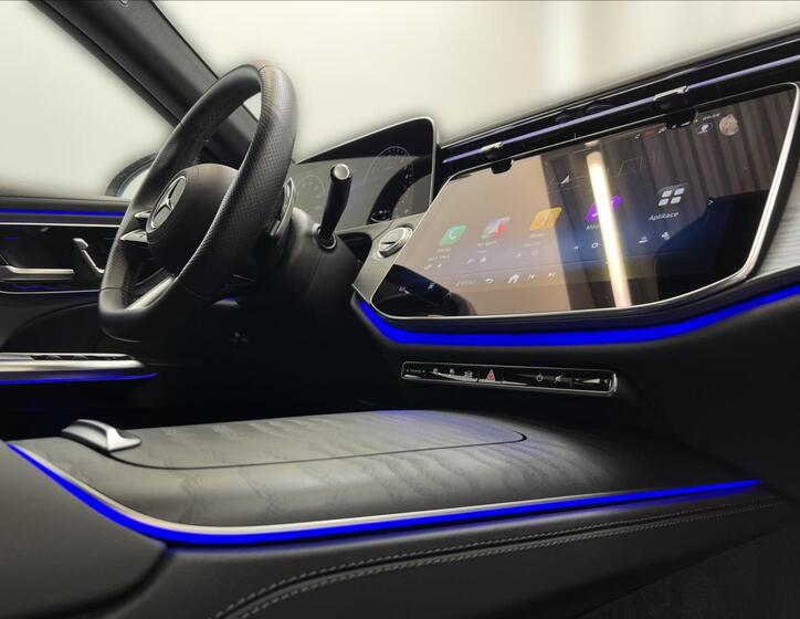 Mercedes-Benz Třídy E 16