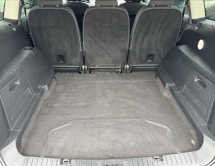 Ford S-MAX MPV 1,8 l 92 kw