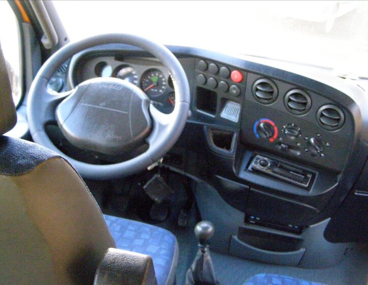 Iveco Daily Valník 2,8 l 107 kw