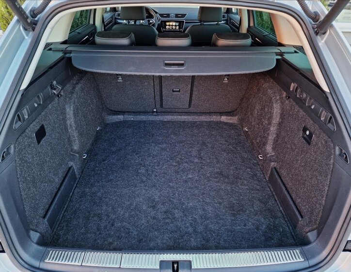 Škoda Superb Kombi 2,0 l 147 kw