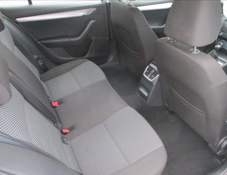 Škoda Octavia Kombi 2,0 l 110 kw