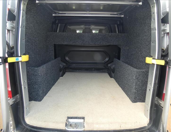 Ford Transit Custom Skříň 2,0 l 96 kw