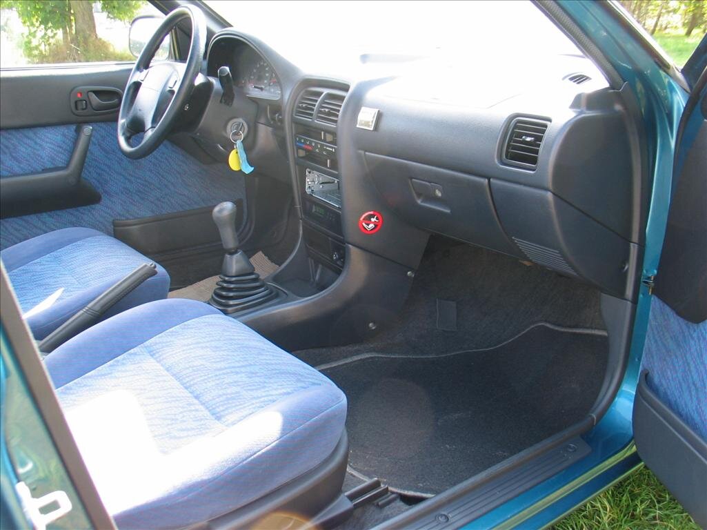 Suzuki Swift Hatchback 993,0 39 kw