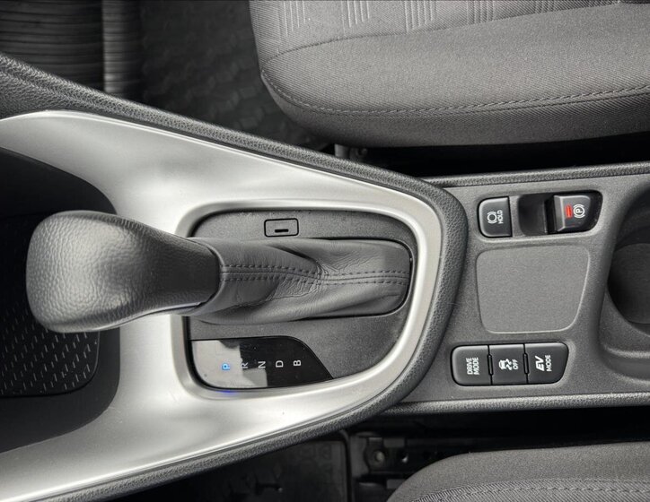 Toyota Yaris Hatchback 1,5 l 68 kw