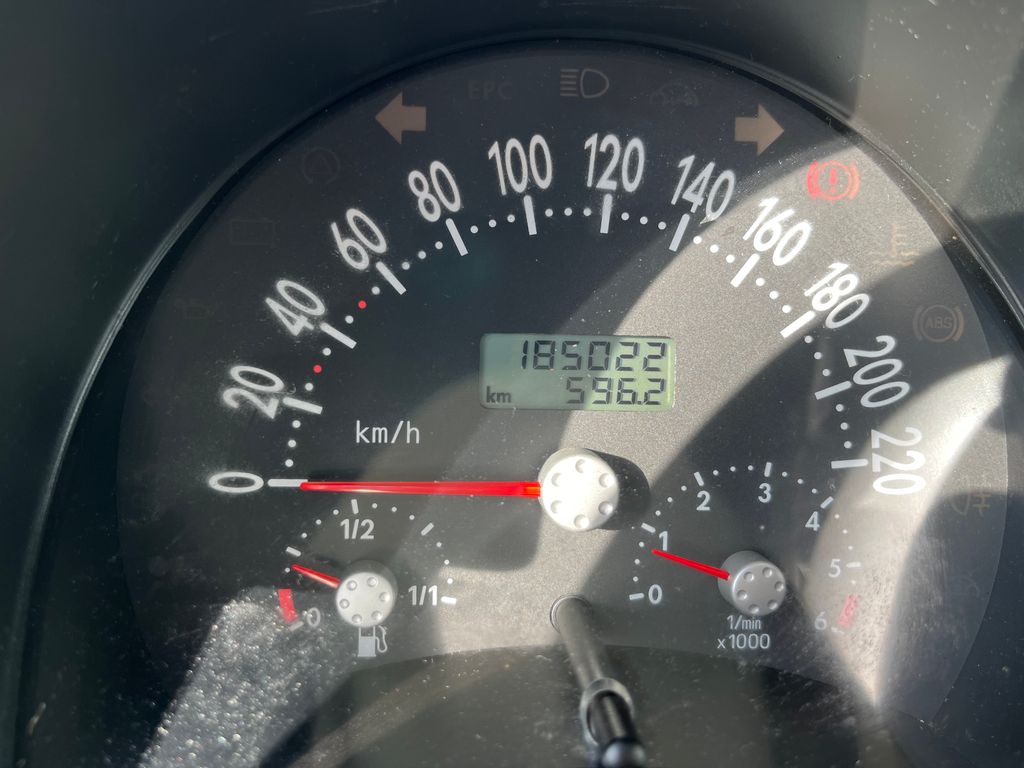 Volkswagen New Beetle