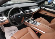 BMW Řada 7 9