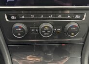 Volkswagen Golf Kombi 1,5 l 96 kw