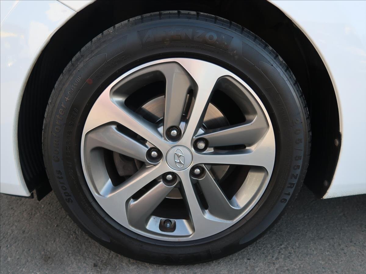 Hyundai i30 Kombi 1,6 l 88 kw