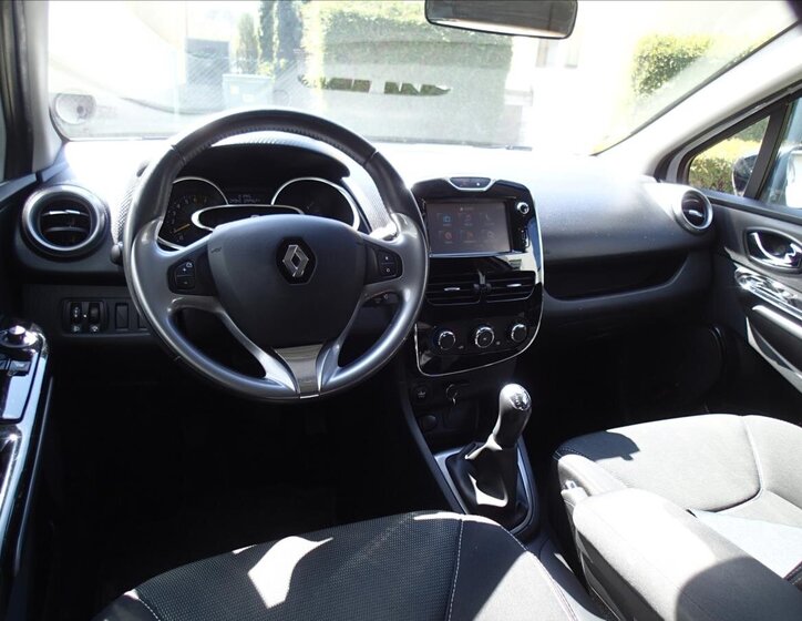 Renault Clio Hatchback 1,1 l 54 kw