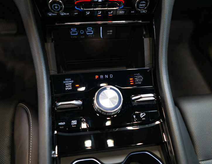 Jeep Grand Cherokee 32