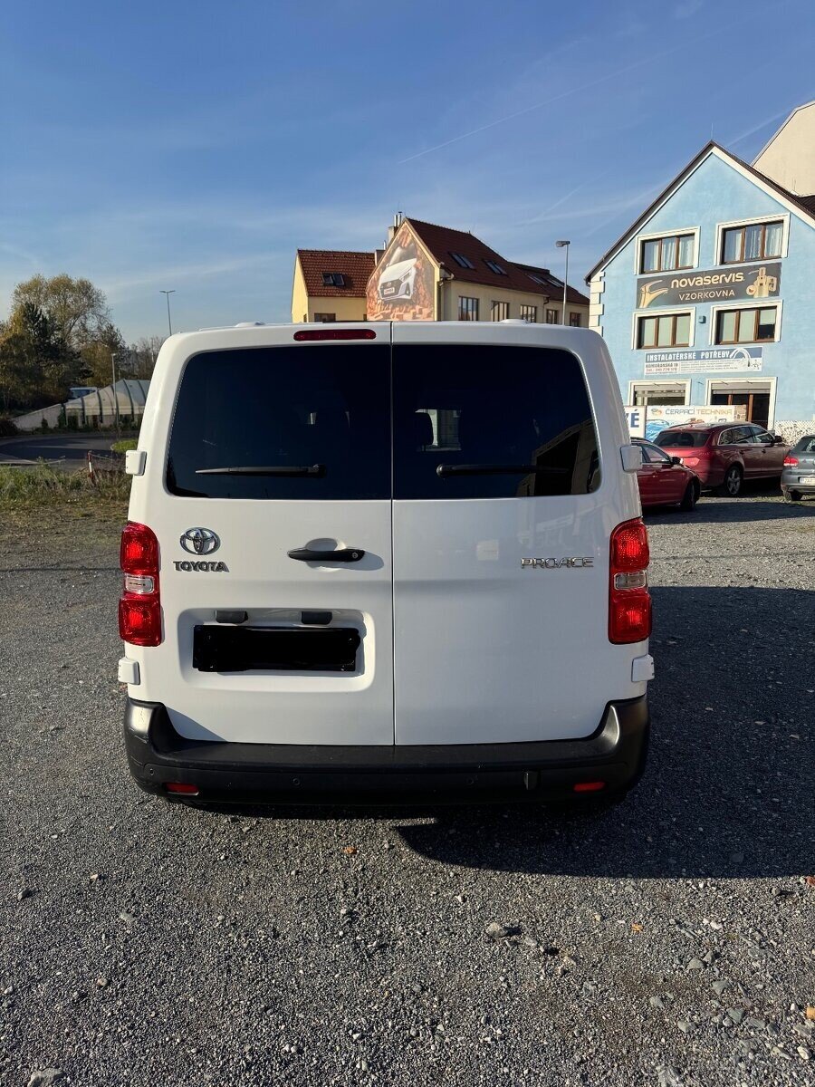 Toyota ProAce VAN-Minibus 1,5 l 88 kw