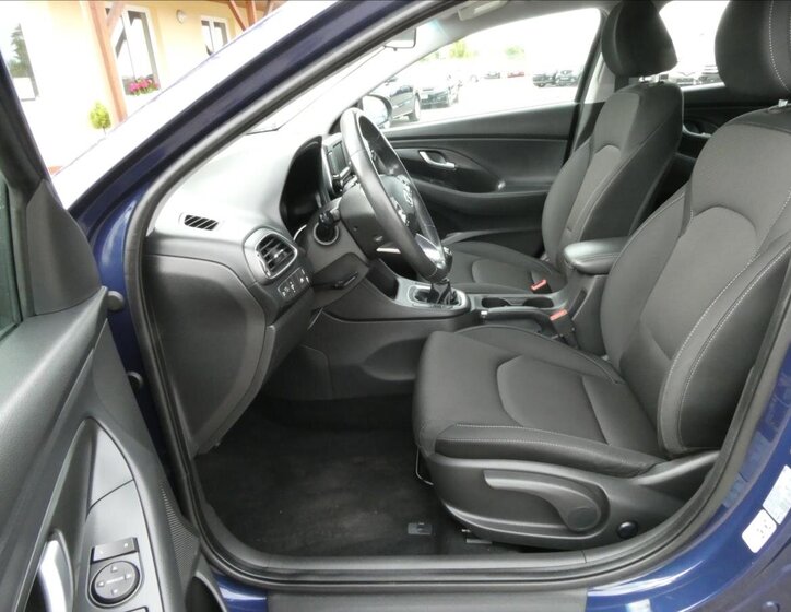 Hyundai i30 Liftback 998,0 88 kw