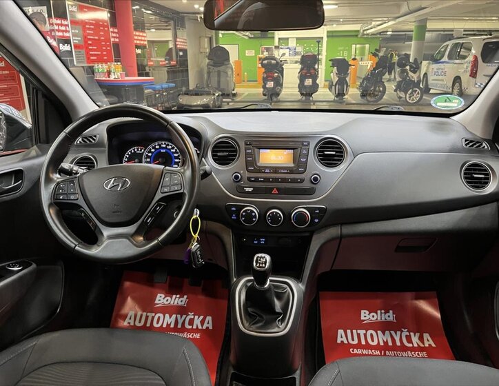 Hyundai i10 Hatchback 998,0 49 kw