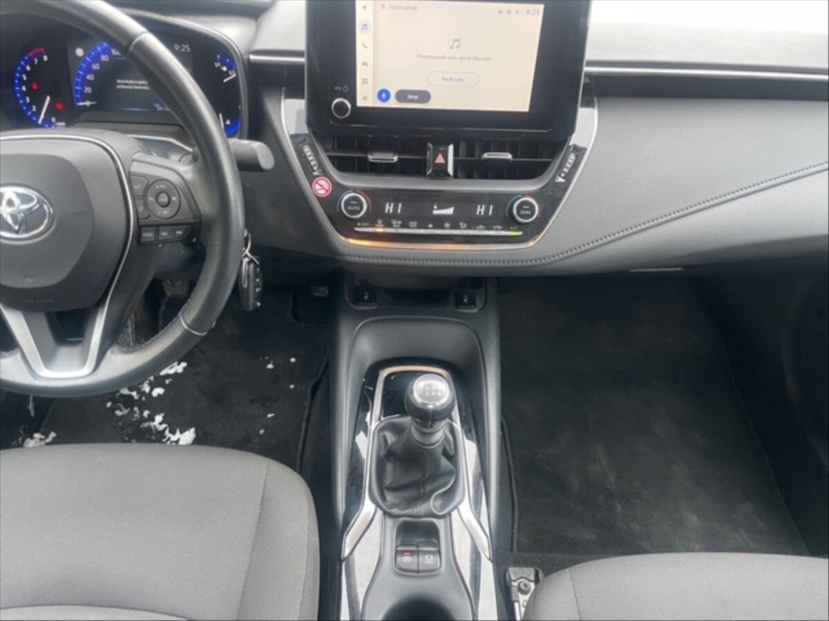 Toyota Corolla Sedan / Limuzína 1,5 l 92 kw