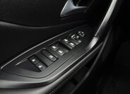 Peugeot 408 Liftback 1,2 l 96 kw