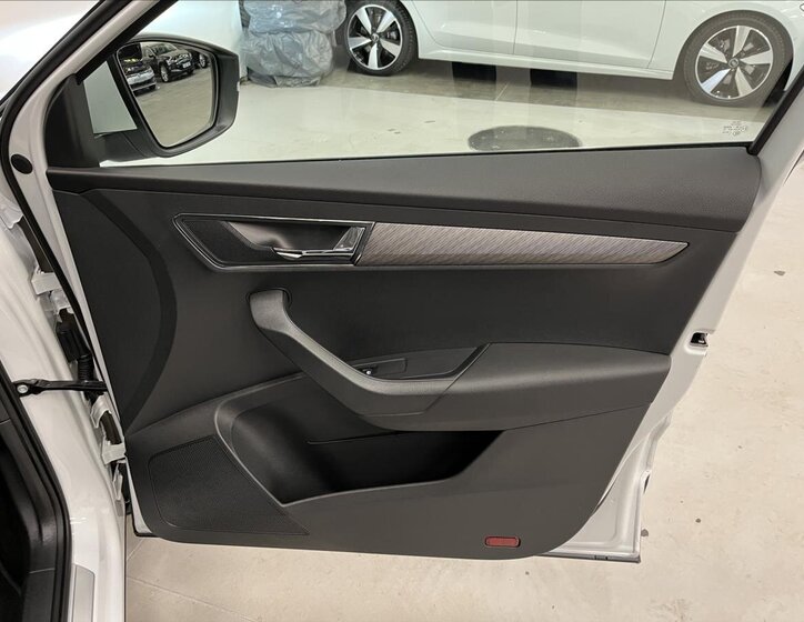 Škoda Karoq SUV 1,5 l 110 kw