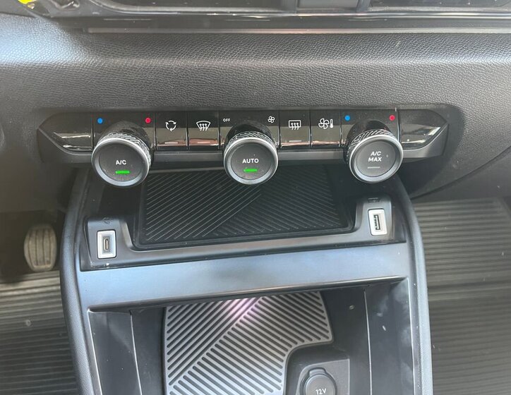 Citroën C4 SUV / Terénní 1,2 l 96 kw