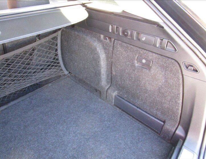 Škoda Superb Kombi 2,0 l 110 kw