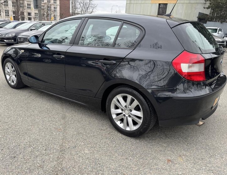 BMW Řada 1 Hatchback 2,0 l 90 kw