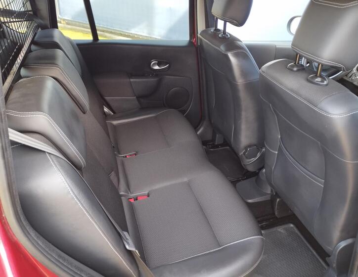 Renault Modus Hatchback 1,1 l 74 kw