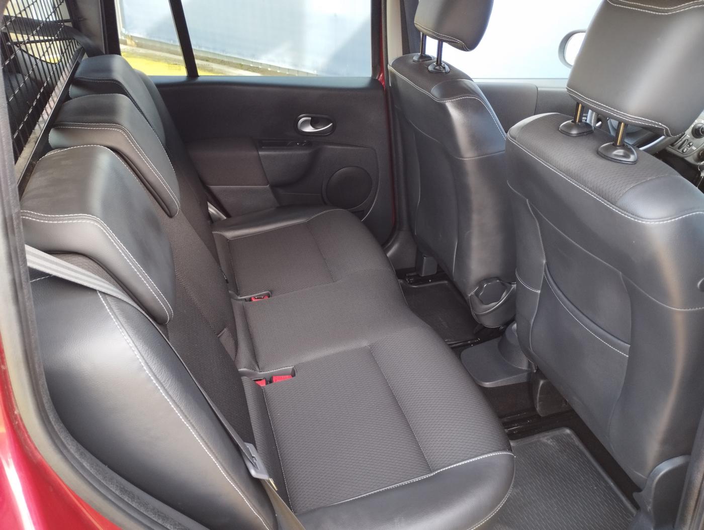 Renault Modus Hatchback 1,1 l 74 kw