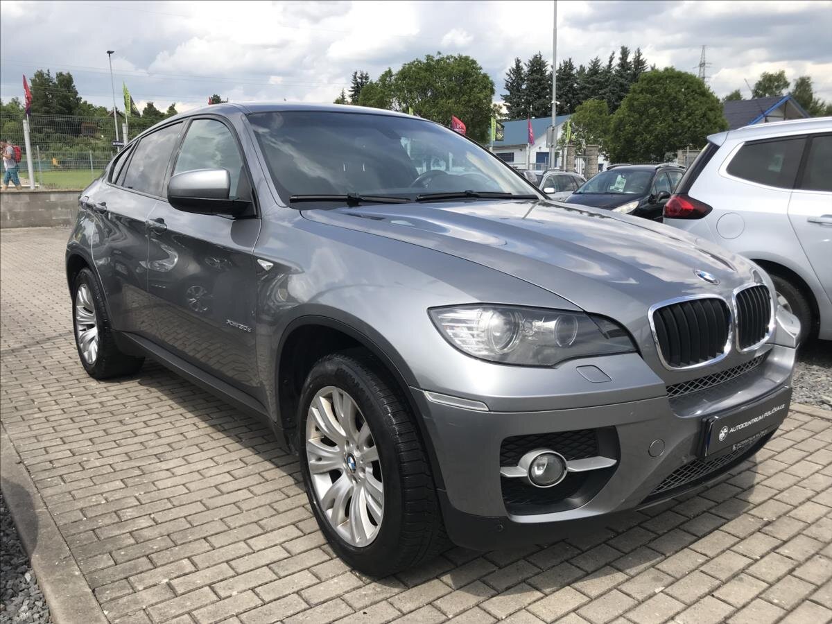 BMW X6 Kombi 3,0 l 180 kw