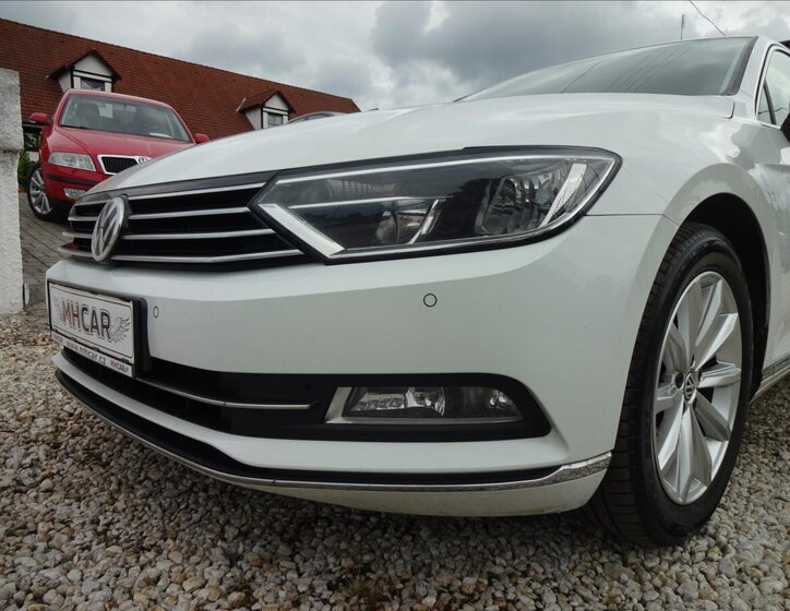 Volkswagen Passat Sedan 2,0 l 110 kw