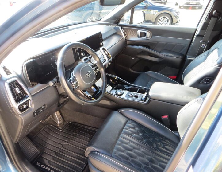 KIA Sorento 12
