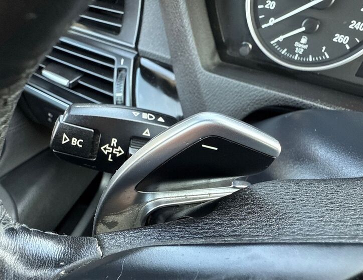 BMW X5 SUV 3,0 l 180 kw