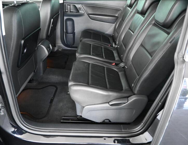 Volkswagen Sharan 10