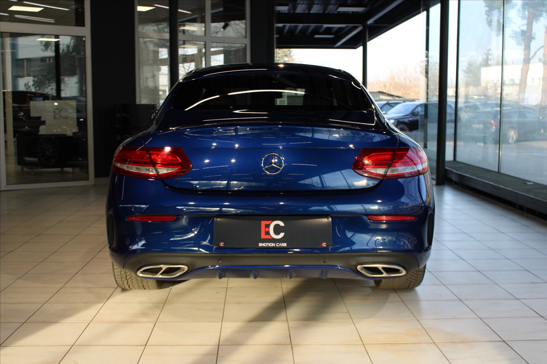 Mercedes-Benz Třídy C Kupé 2,1 l 150 kw