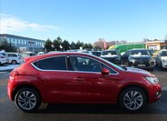 DS Automobiles DS4 Hatchback 1,6 l 88 kw