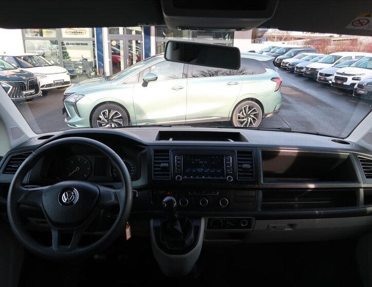 Volkswagen Transporter 17