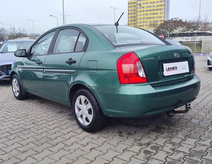 Hyundai Accent Hatchback 1,4 l 71 kw