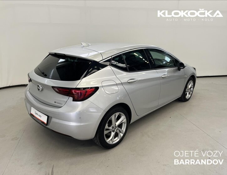 Opel Astra Hatchback 1,6 l 118 kw