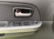 Suzuki Grand Vitara 13