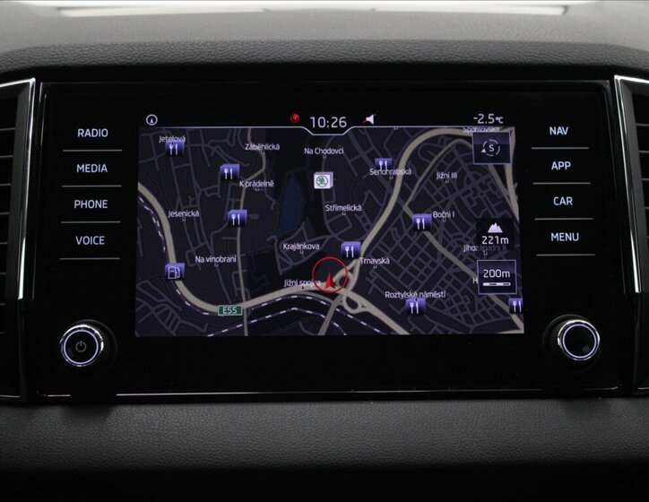 Škoda Karoq SUV 1,6 l 85 kw