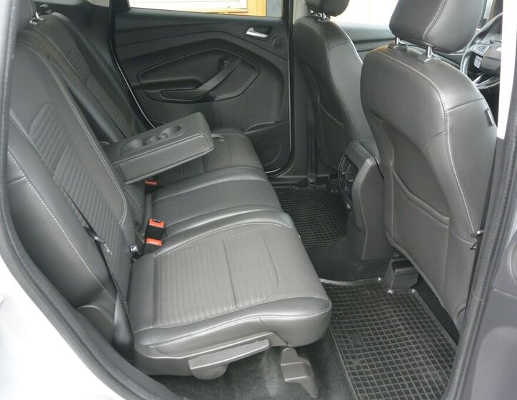 Ford Kuga SUV 2,0 l 110 kw