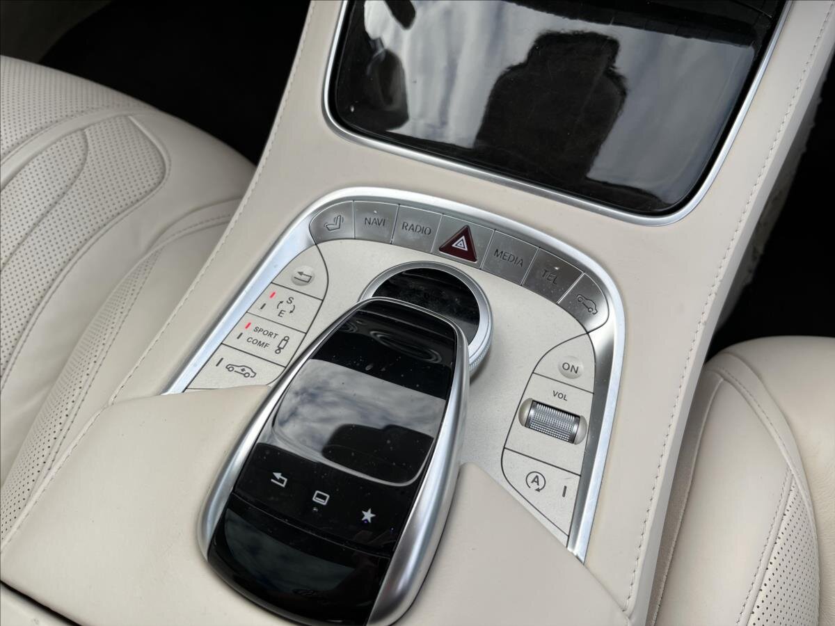 Mercedes-Benz Třídy S Kupé 4,7 l 335 kw