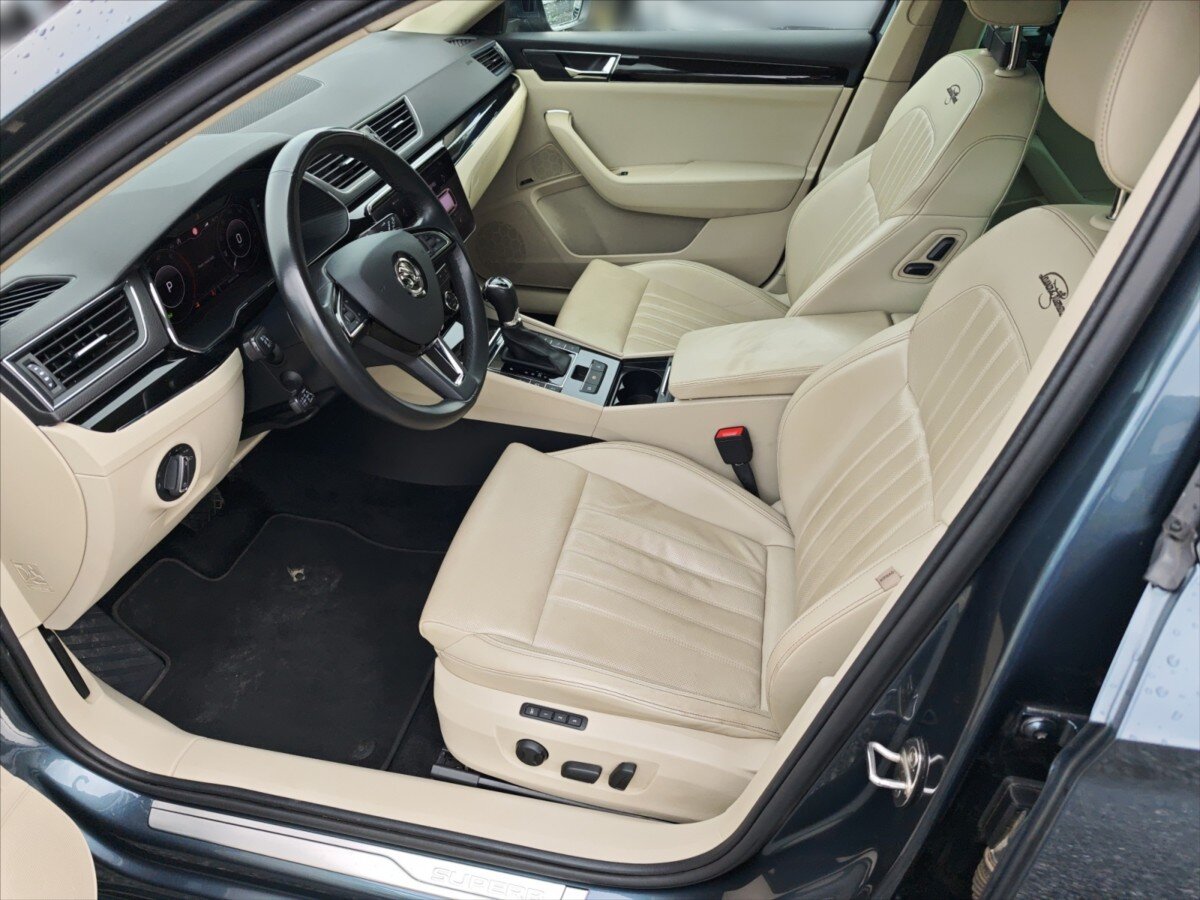 Škoda Superb
